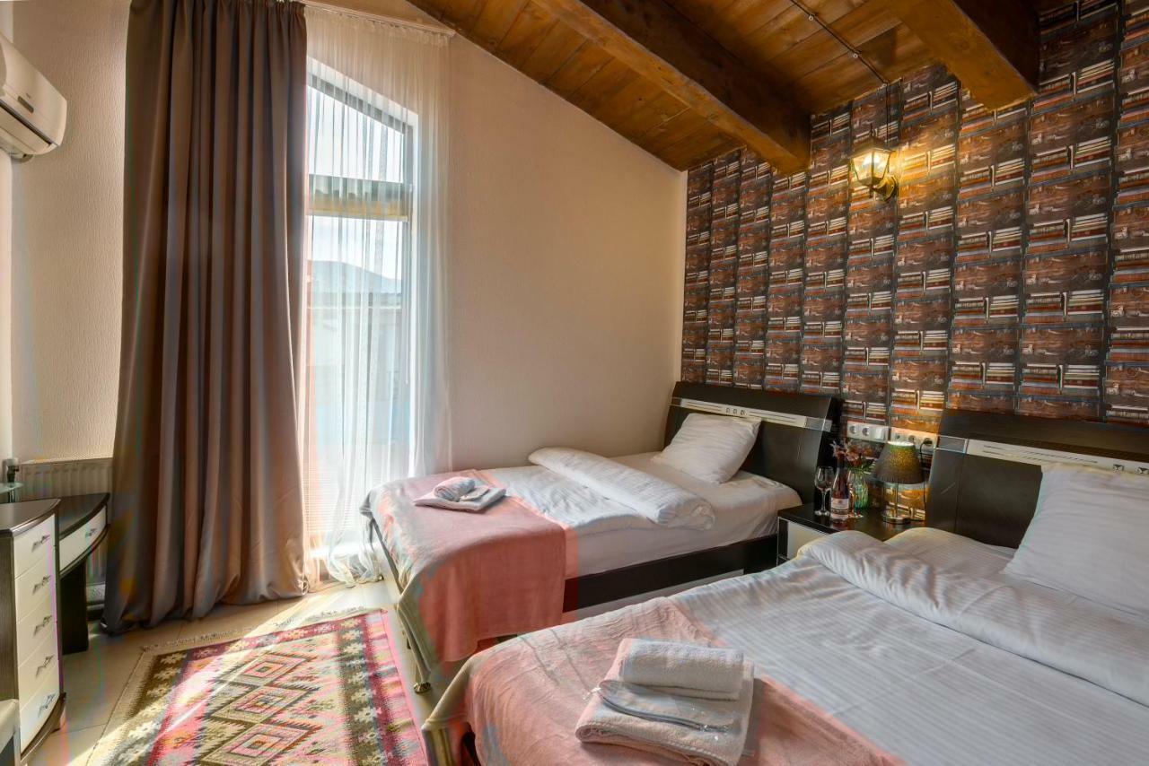 Accent Hotel Τυφλίδα Εξωτερικό φωτογραφία