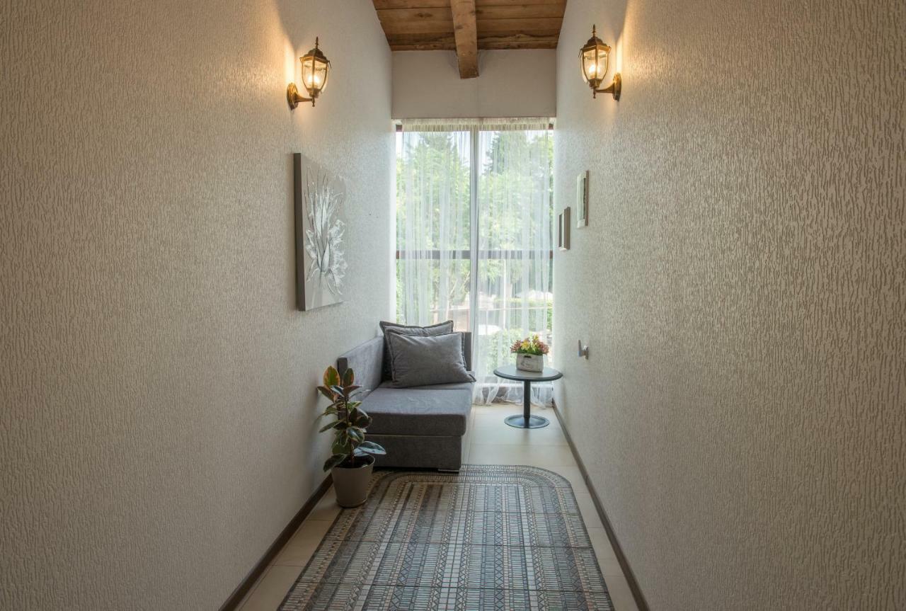 Accent Hotel Τυφλίδα Εξωτερικό φωτογραφία