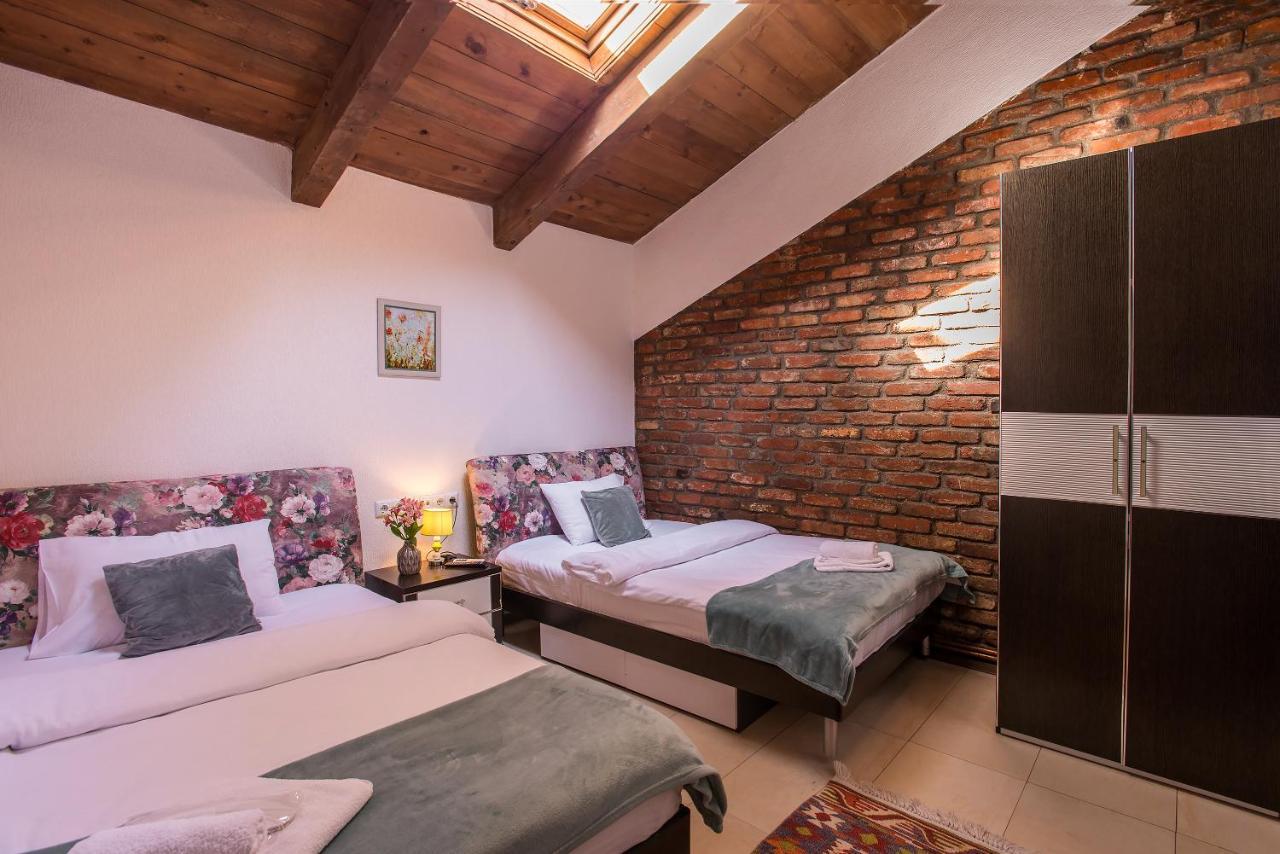 Accent Hotel Τυφλίδα Εξωτερικό φωτογραφία
