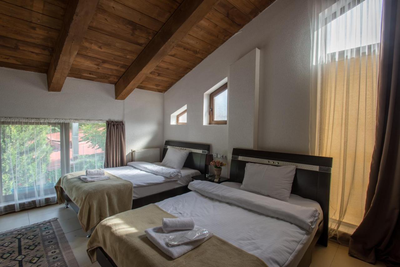 Accent Hotel Τυφλίδα Εξωτερικό φωτογραφία
